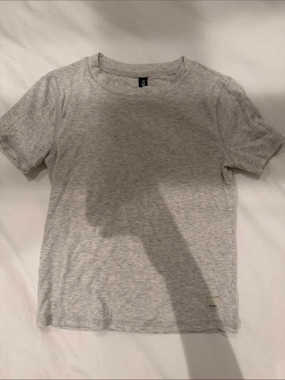 Vuori Womens’ Heather Grey Short Sleeve Tee